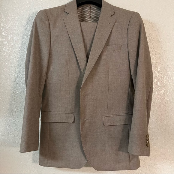 ZNT18 Tan 2 Piece Suit - Picture 1 of 7